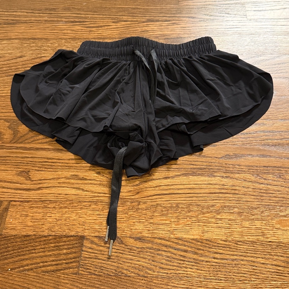 Katie J Junior Girls Black Ruffled Butterfly Shorts Size M